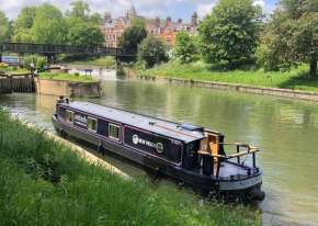 Beautiful New Moon Narrowboat